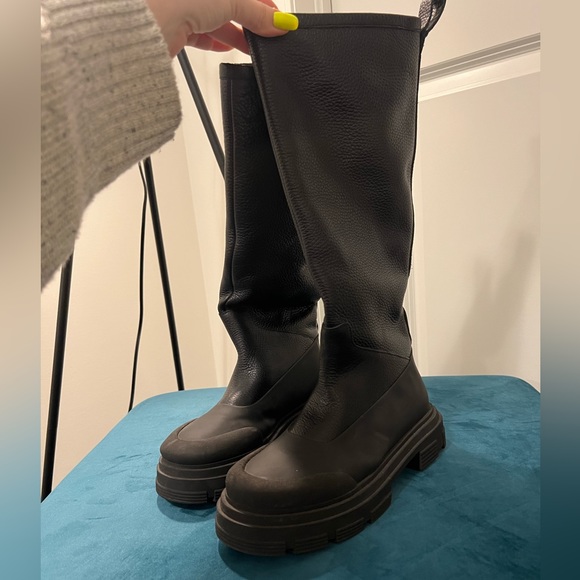 Zara Leather Boots - Picture 3 of 9